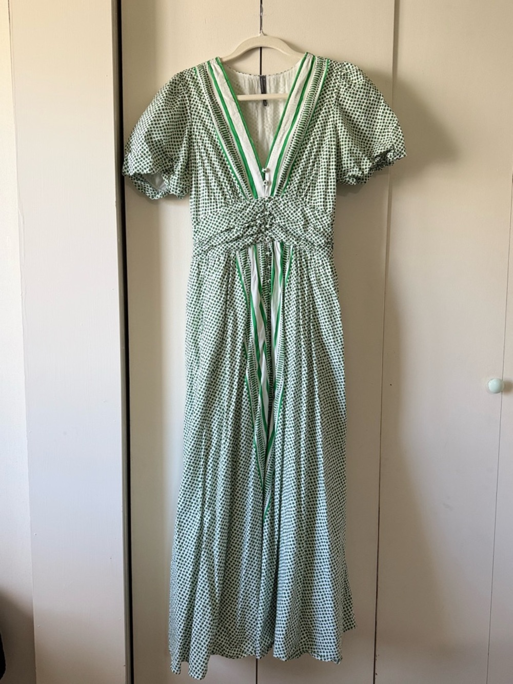 Anthropologie The Katerina Button-Front
Dress Green White V-Neck Smocked Waist - Picture 5 of 7